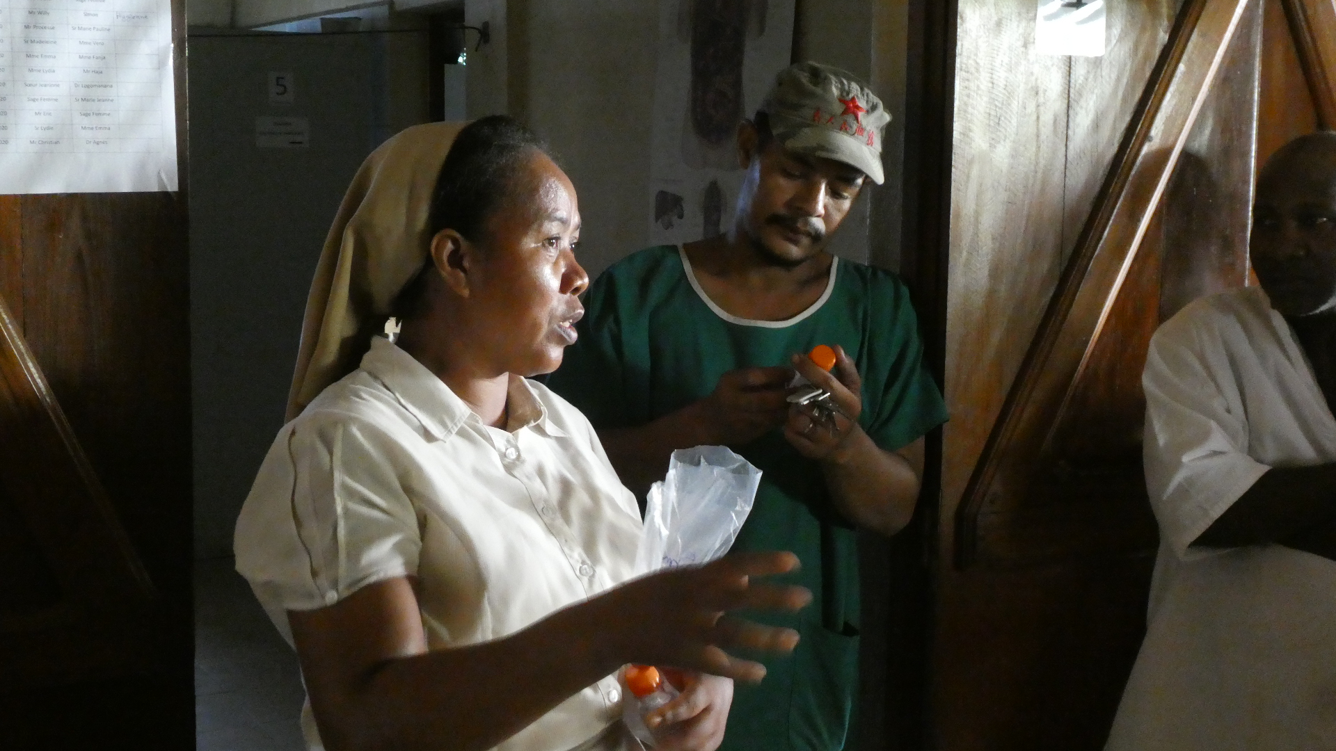 Communiqué de presse – Distribution de masques et de solution hydroalcoolique à Madagascar par le biais de PSF Suisse